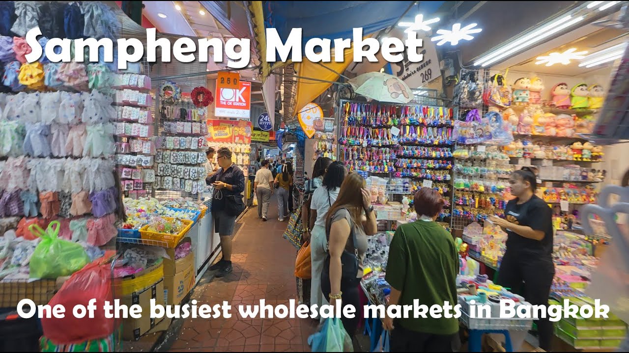 Sampheng Market Walkthrough | Best Wholesale Street in Bangkok!