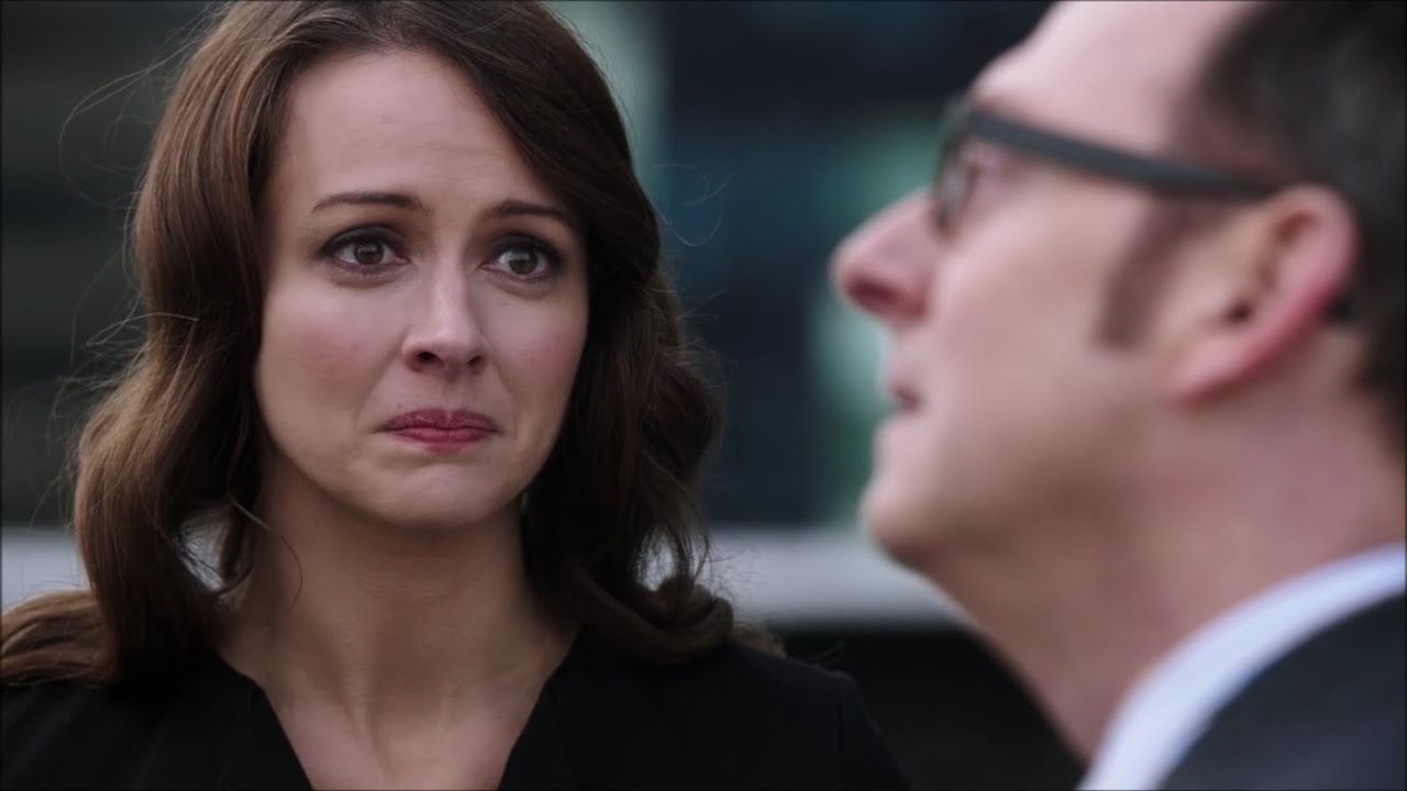 Person of Interest - It was a police officer (05x13)