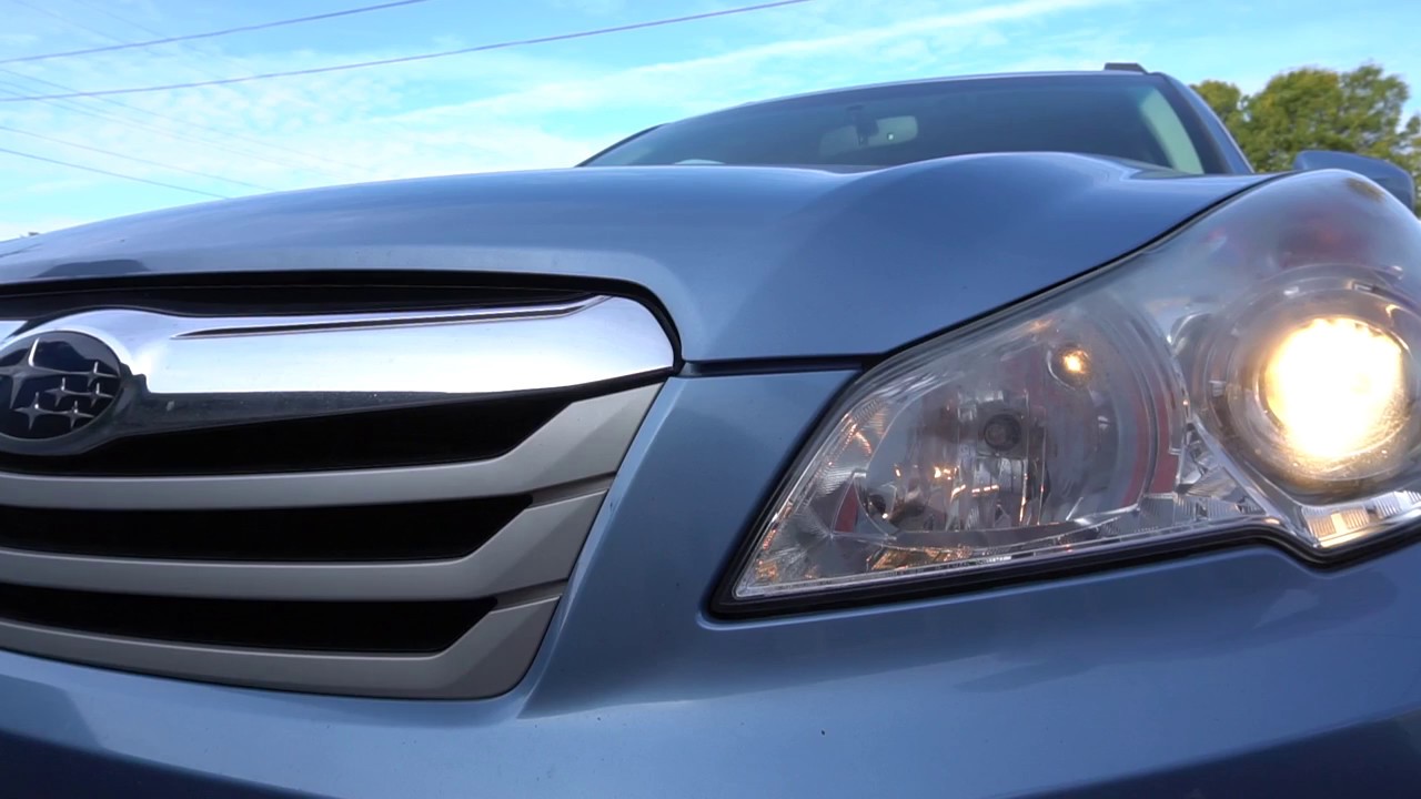 Замена ламп габаритных огней, дальнего света и указателей поворота на Subaru Outback 2010–2014 го...