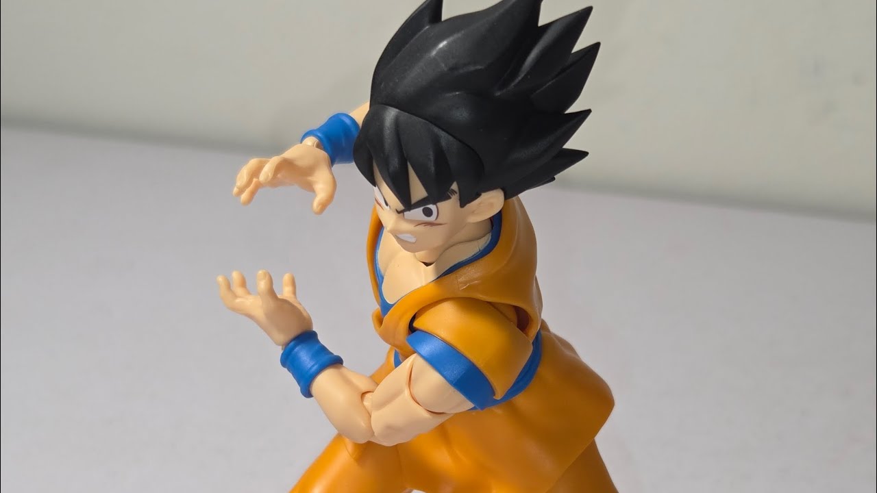 SHF Daima Son Goku figure review