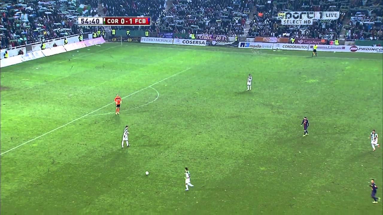 Himno cordobesista en el minuto 54 de partido (Córdoba - Barcelona)