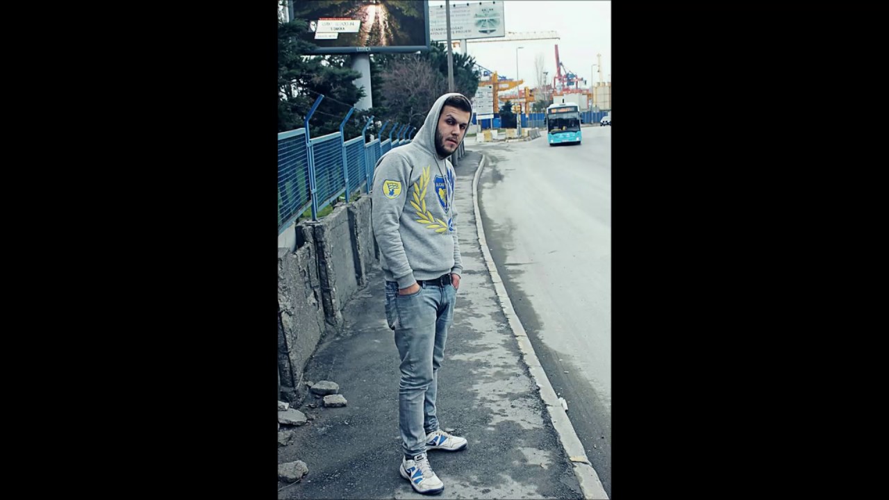 Burak G&Uuml;NC&Uuml; - Ge&ccedil;mişe Dair (2017)