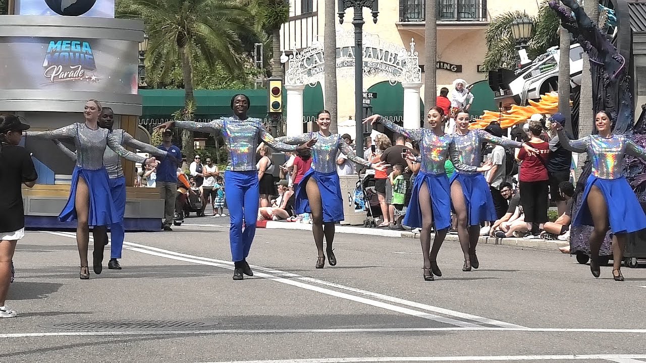 Mega Movie Parade at Universal Studios Orlando 2024 (Full)