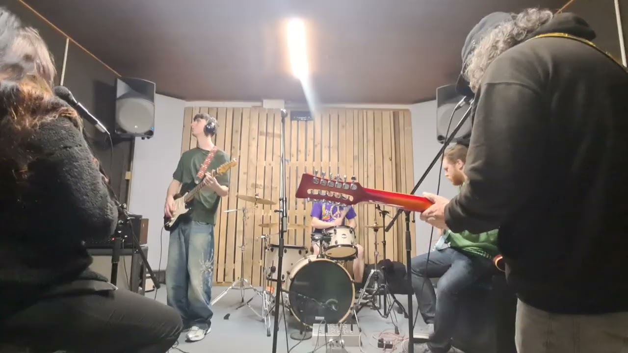 Mirror of Confession- The Thymes