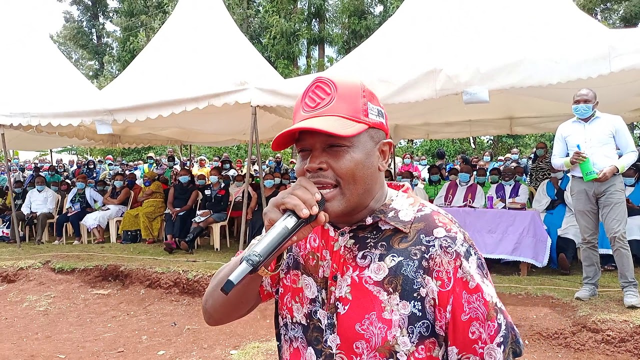 Mike Rua Performance during Muriithi John Walker Burial