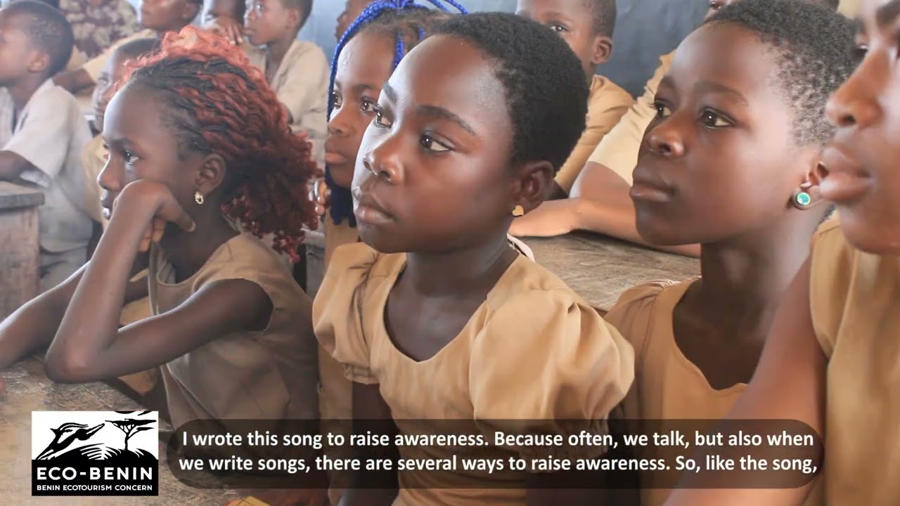Bénin: 200 écoliers d’Agoué sensibilisés au patrimoine comme bouclier climatique grâce à la musique