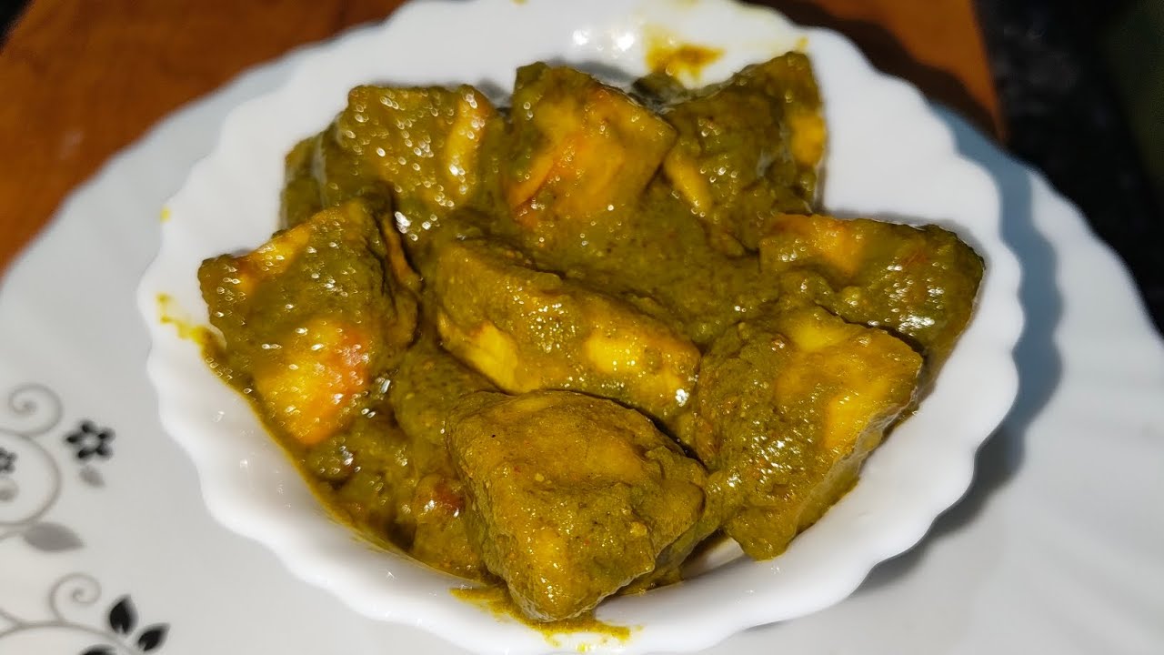Simple and tasty recipe of potato spinach curry/healthy with tasty dinner recipes.....