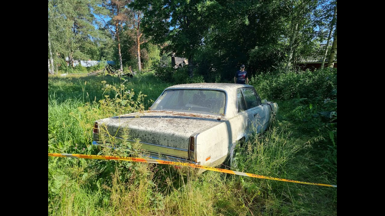 Plymouth Valiant 1969 Mopar Big block 383 first start after many years!