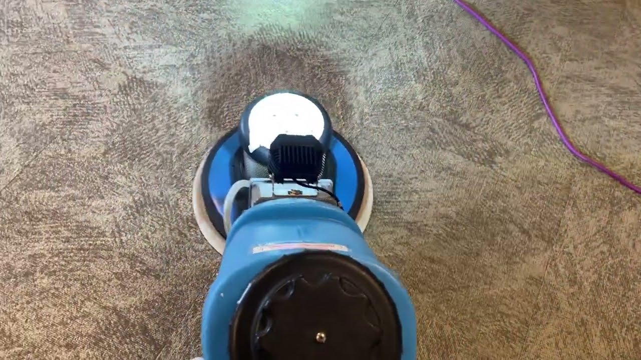 Oxy-Dry restoring difficult commercial carpet with the ULM/SETT rotary machine