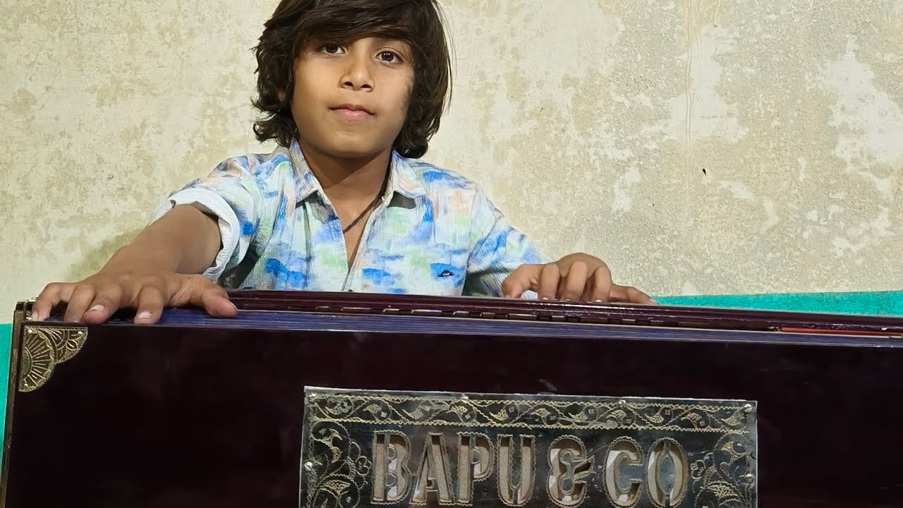 castmar Gujarati singhr Karan goswami special oder harmonium BAPU harmonium Gujarat  97377 95292