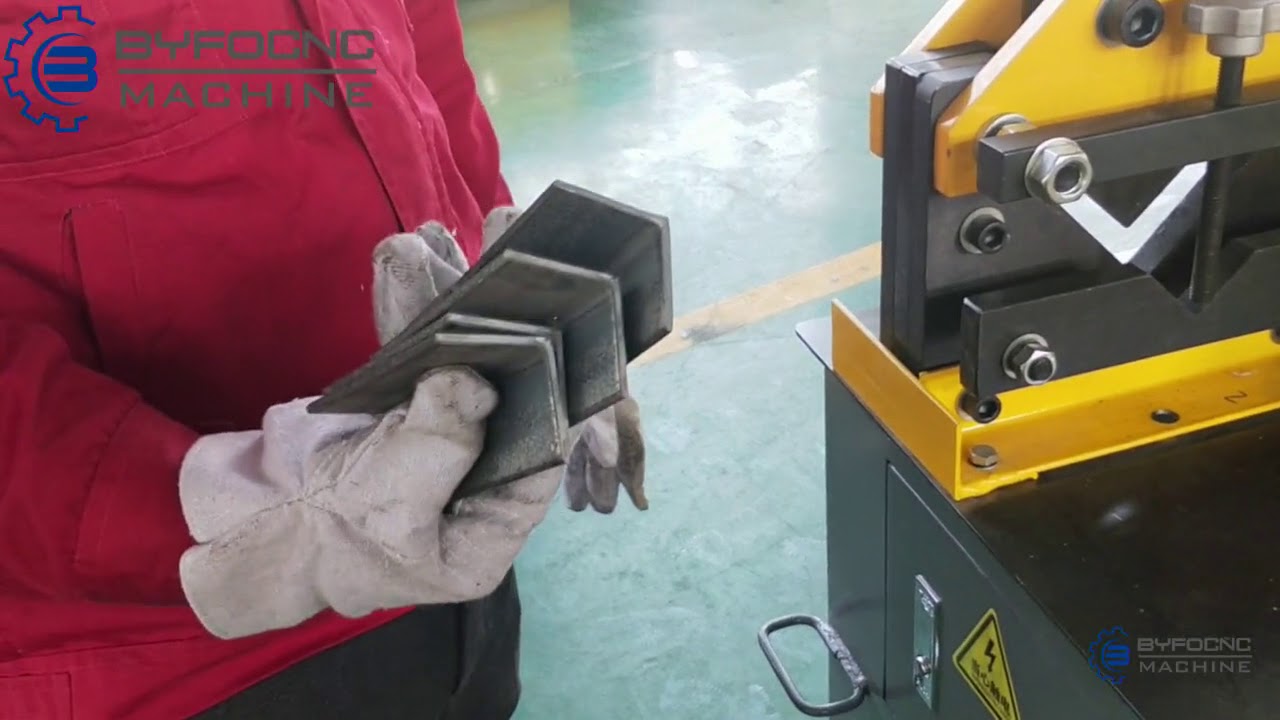Angle iron hydraulic Punching and cutting machine