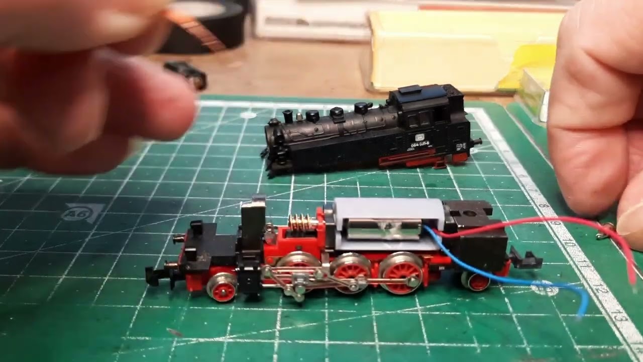 Modelleisenbahn, Digitalisierung und Motorumbau einer BR 64 von Minitrix