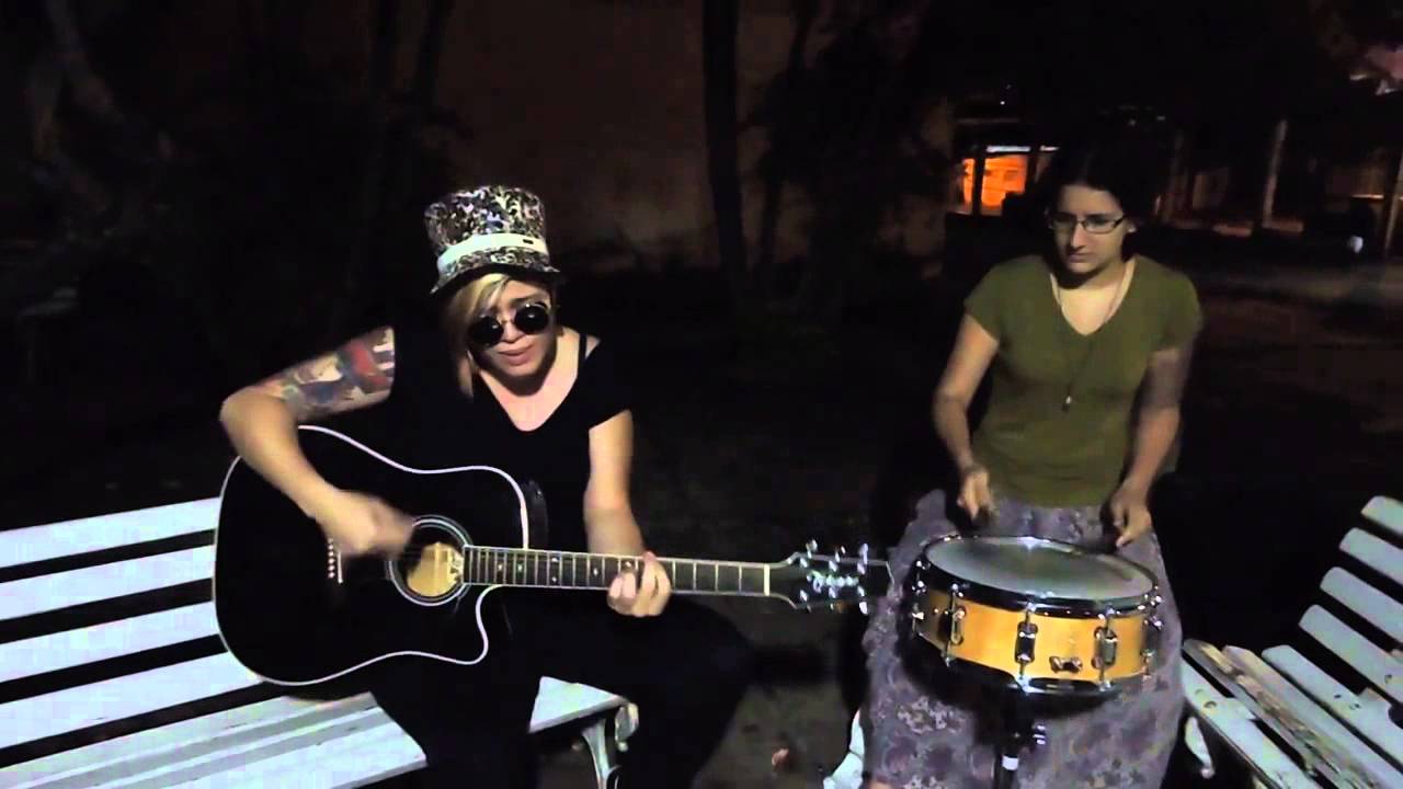 Caminhante Noturno, por Ingrid e Paula