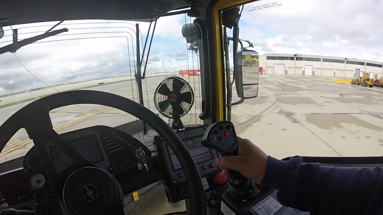 OSHKOSH BROOM START UP PROCEDURE