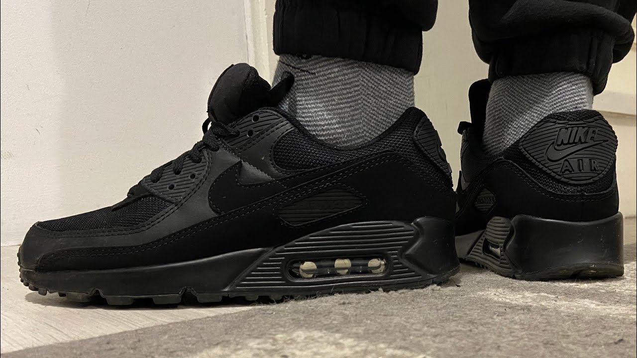 ESSENTIAL TO YOUR COLLECTION! NIKE AIR MAX 90 ALL BLACK On Feet Review