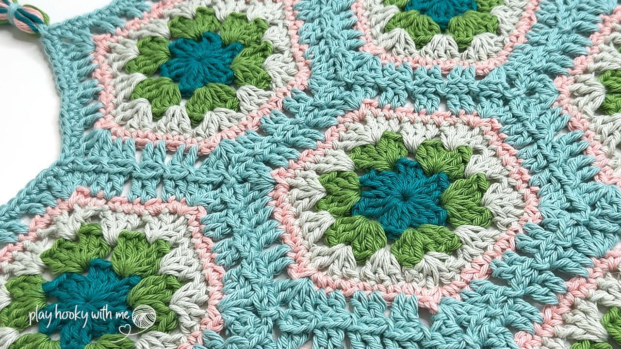 Elevate Your Hexagons with This Beautiful Lattice Join  🧶 🤩