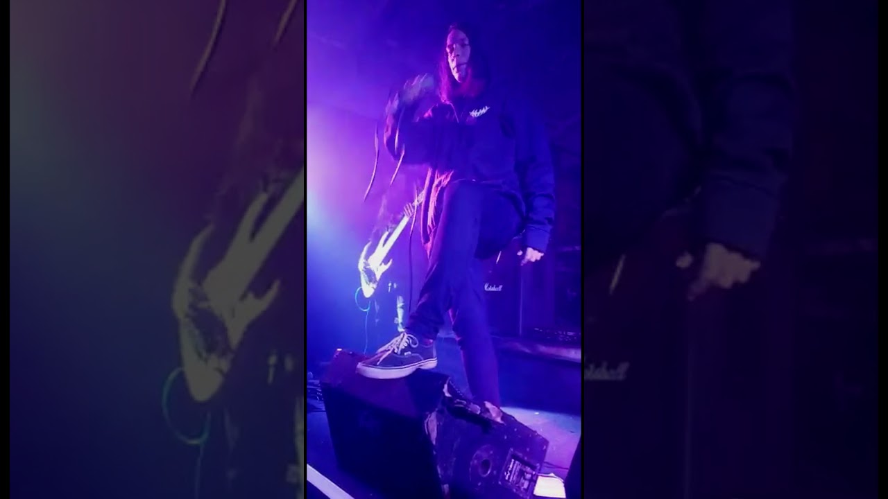 Abismos - Guillotina  (En vivo)