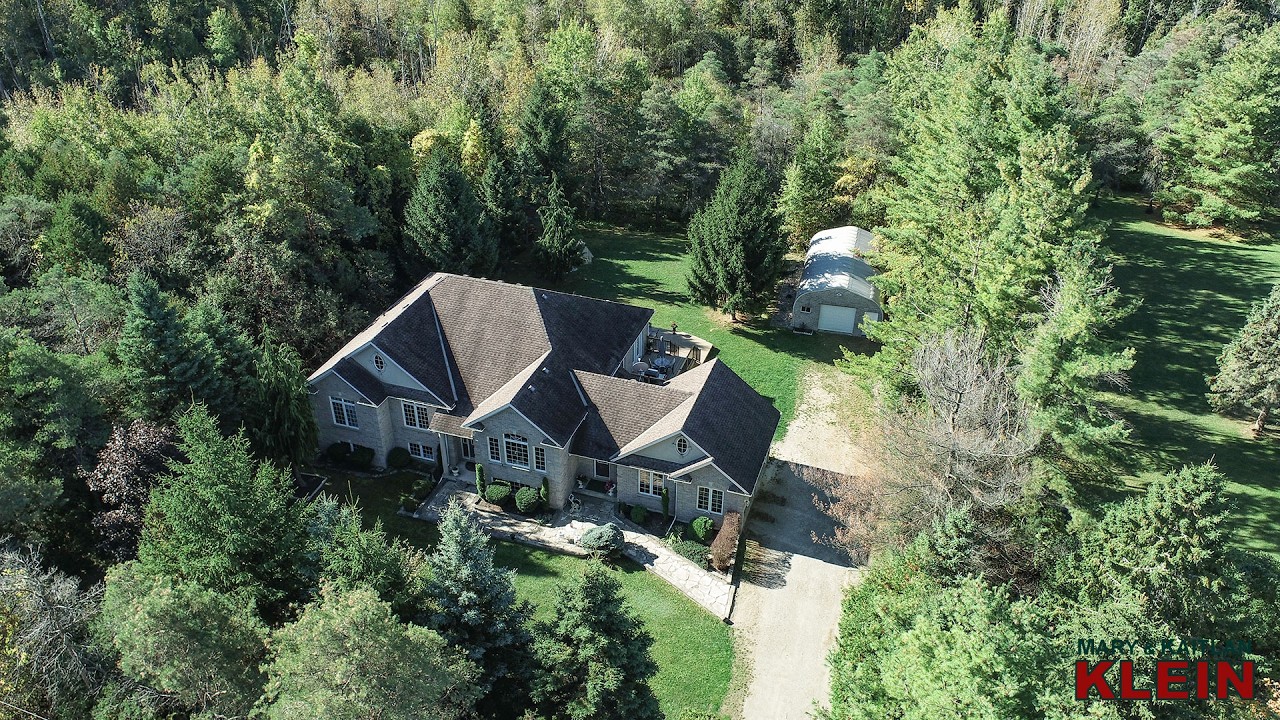 Caledon 3+1 Bedroom Bungalow on 2 Acres Plus Workshop For Sale by Realtor Kaitlan Klein