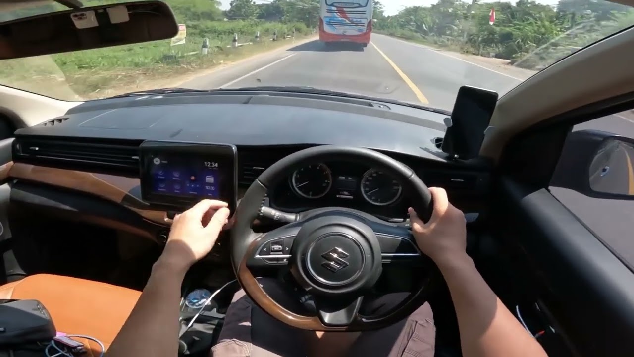 POV Drive Ertiga Liwat Pintu Masuk TOL Ngawi