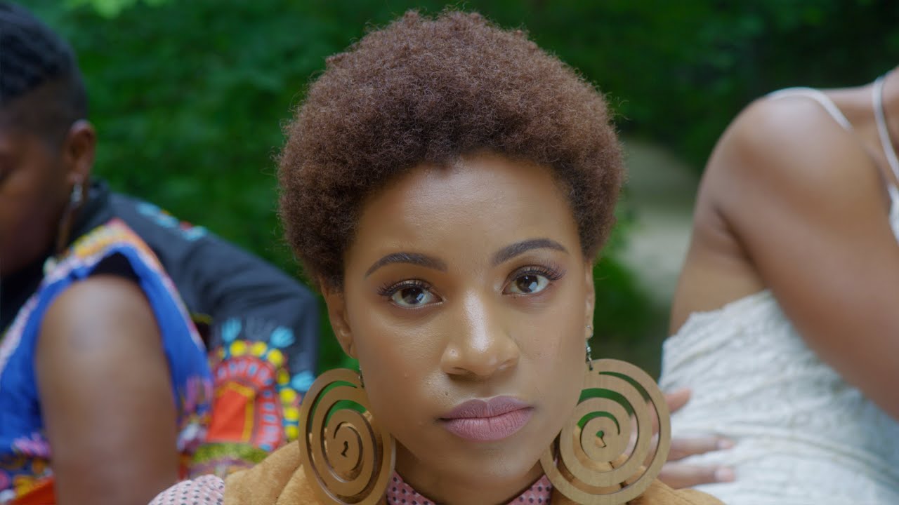 Ashley DuBose - Love Tingz (Official Video)
