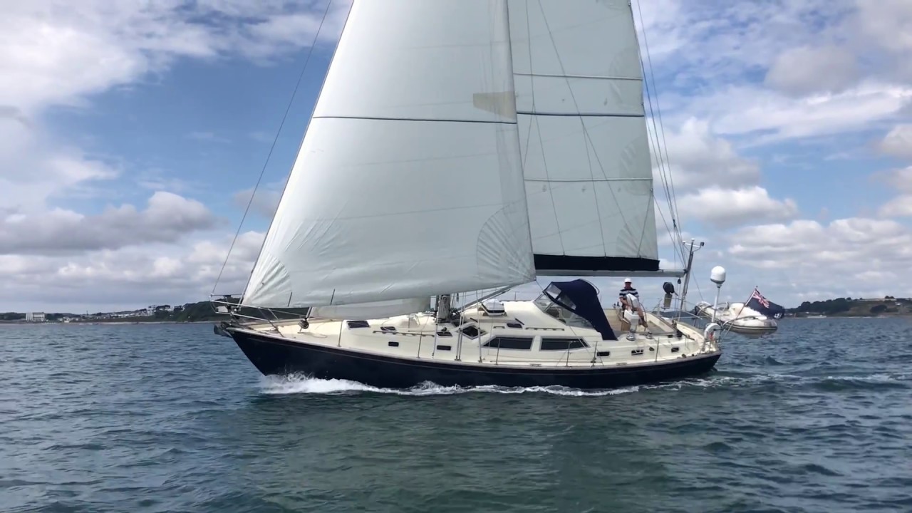 Rustler 44DS - FOR SALE through Red-Ensign Yacht Brokerage