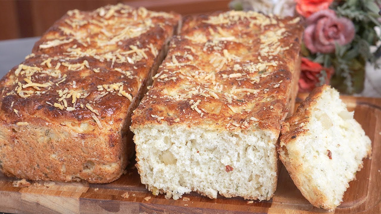 P&Atilde;O DE CEBOLA CARAMELIZADA | CASEIRO | FOFINHO | F&Aacute;CIL DE FAZER | S&Oacute; MISTURAR - Bateu t&aacute; pronto