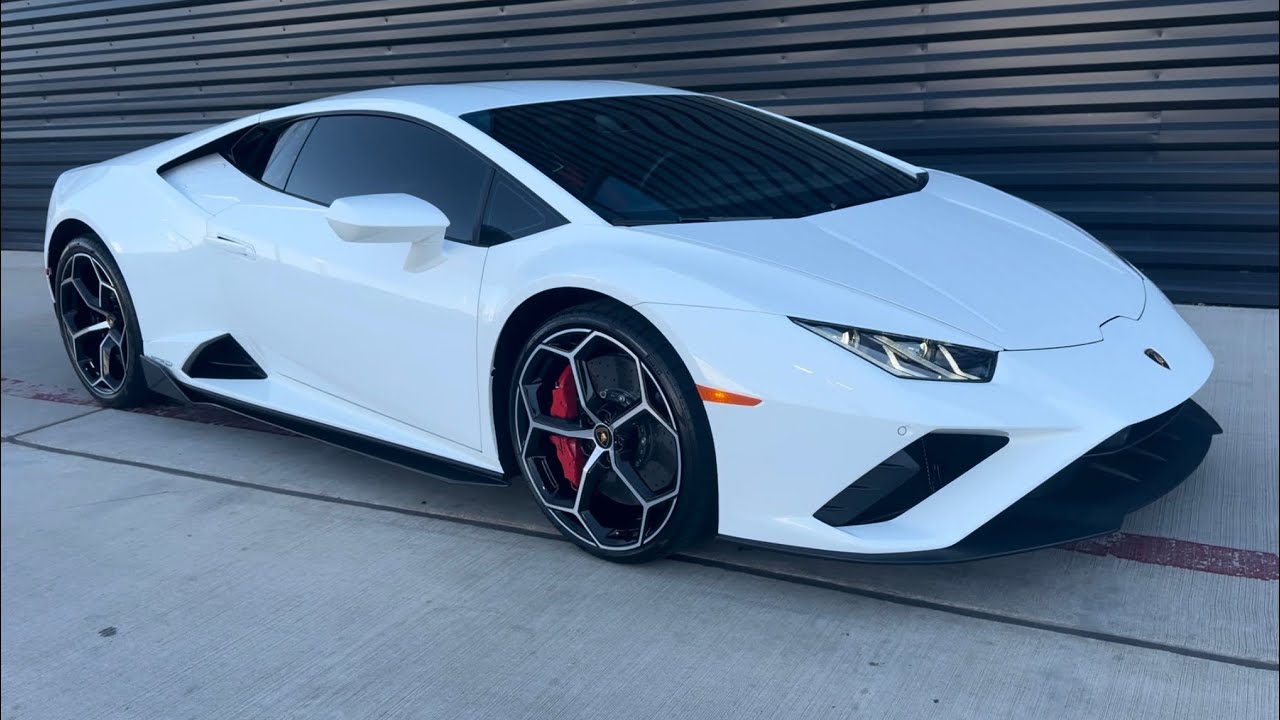 $300,000 Lamborghini Huracán EVO Spyder (RWD) | Walkaround