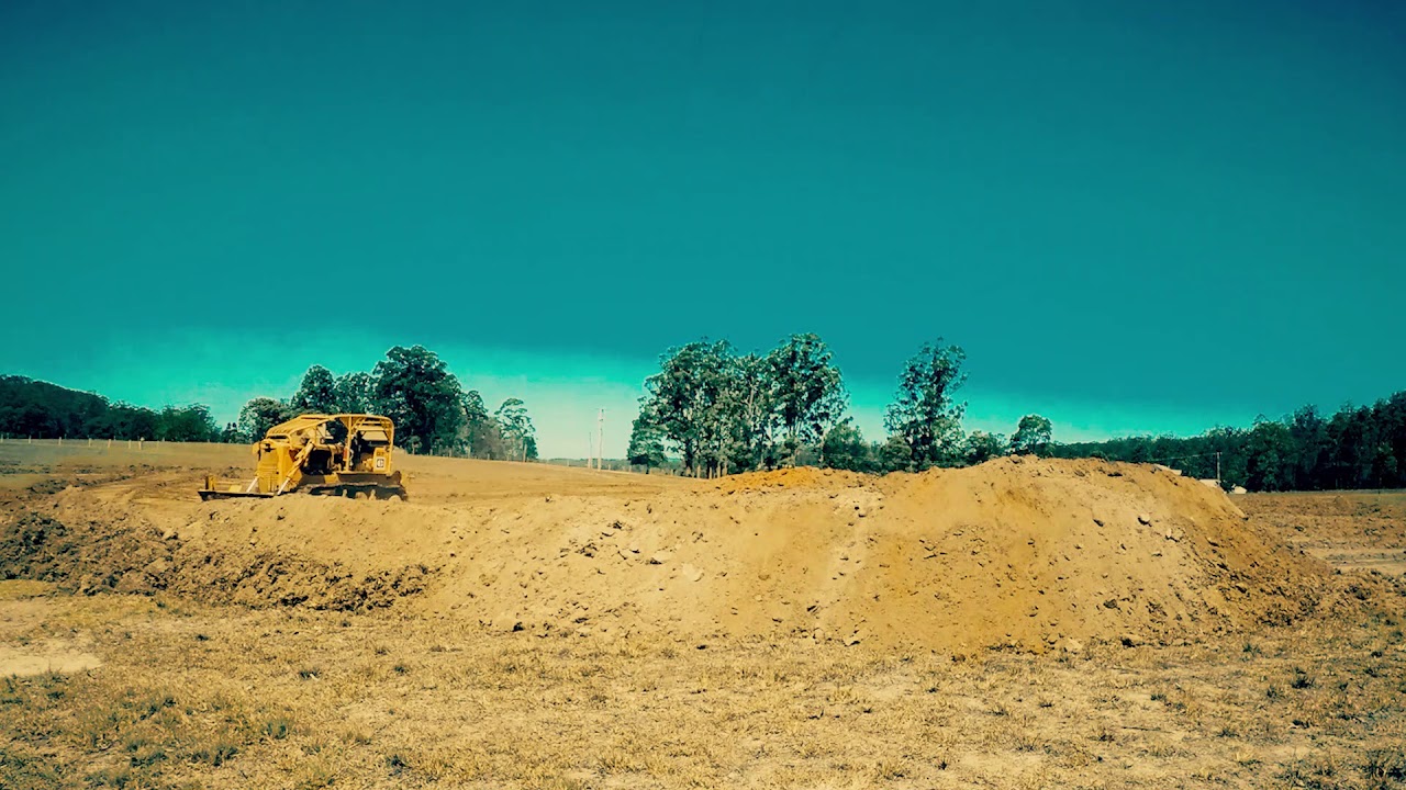 Big Ditch Dam Builders. 8mgl New Dam Build. Day One