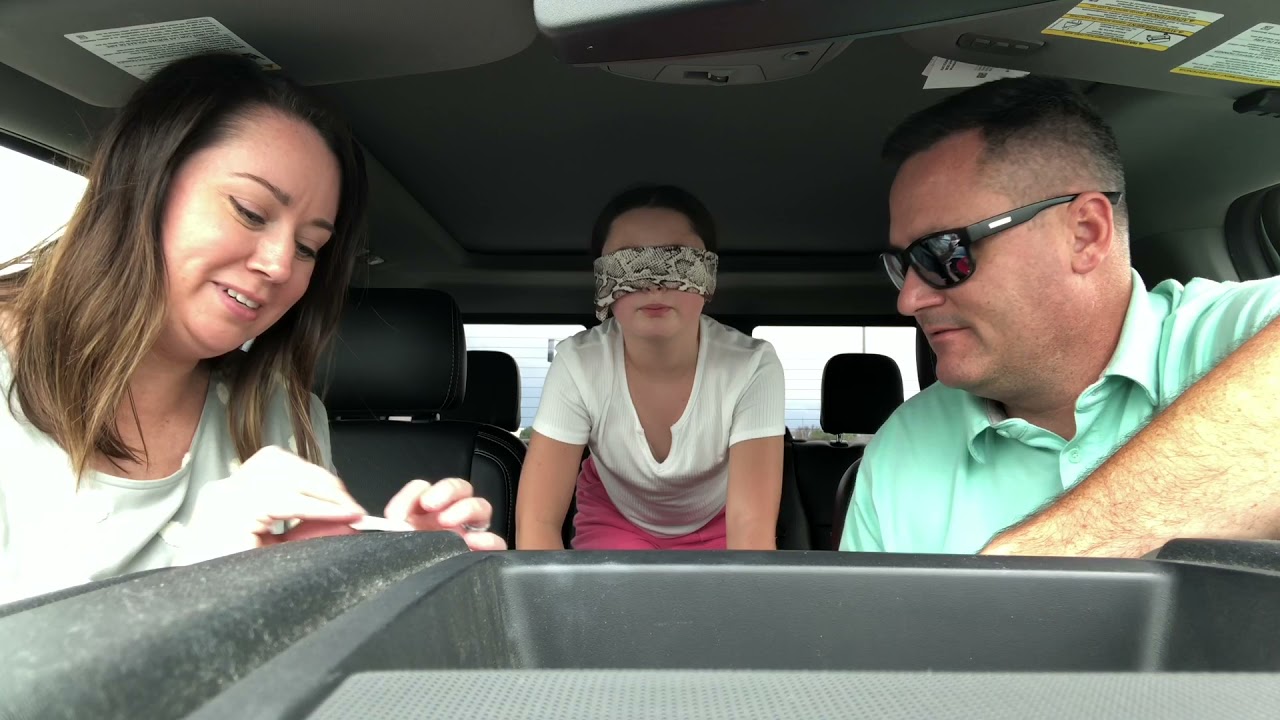 Blindfold shopping challenge
