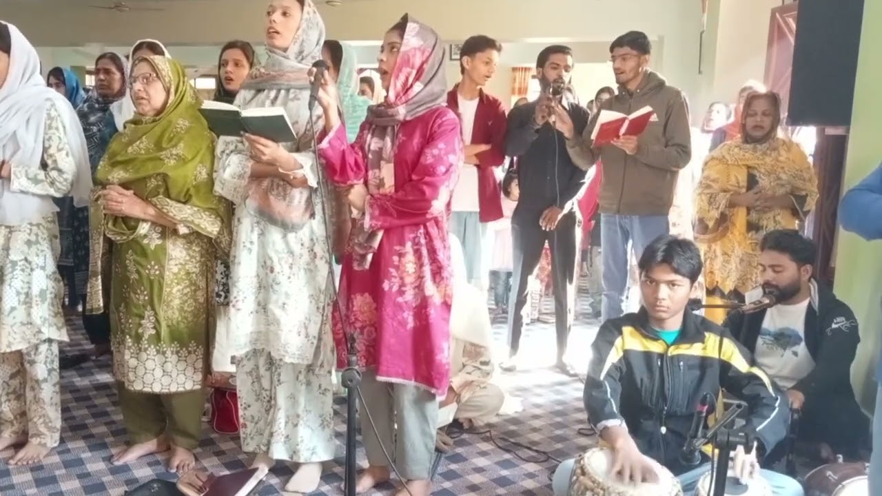 Malir millat garden Church || Aasman Par Ho Sanayain (Masih Geet)