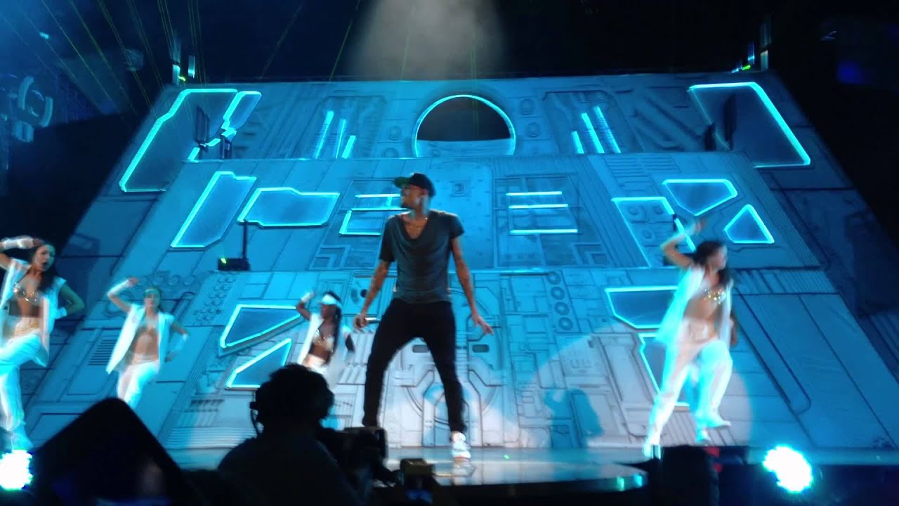 Chris Brown Yeah 3X & Dont Wake Me Up Live Stockholm Globen 19/11 2012