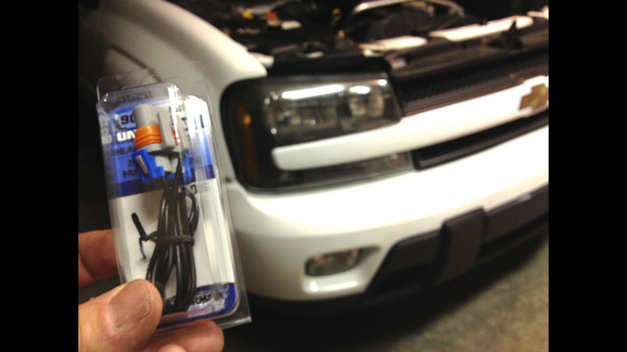 how to change a headlight socket on a chevy trailblazer car