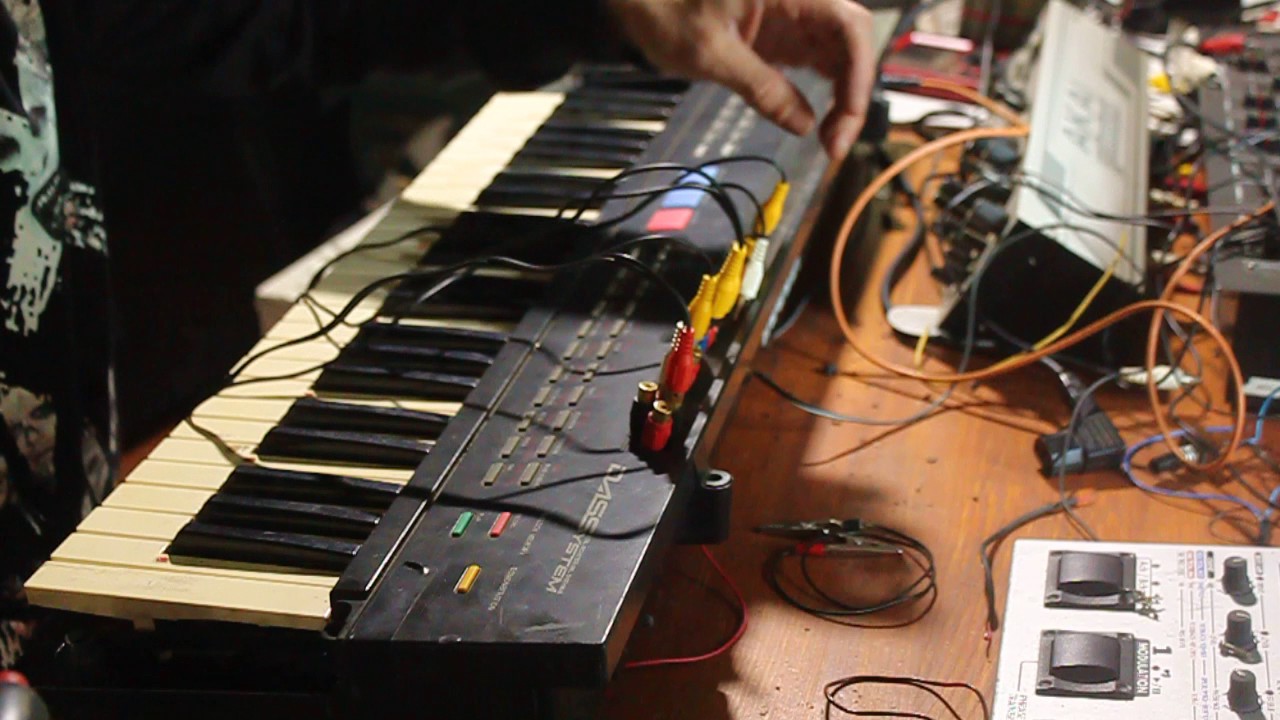 yamaha psr 7 circuit bending, paching