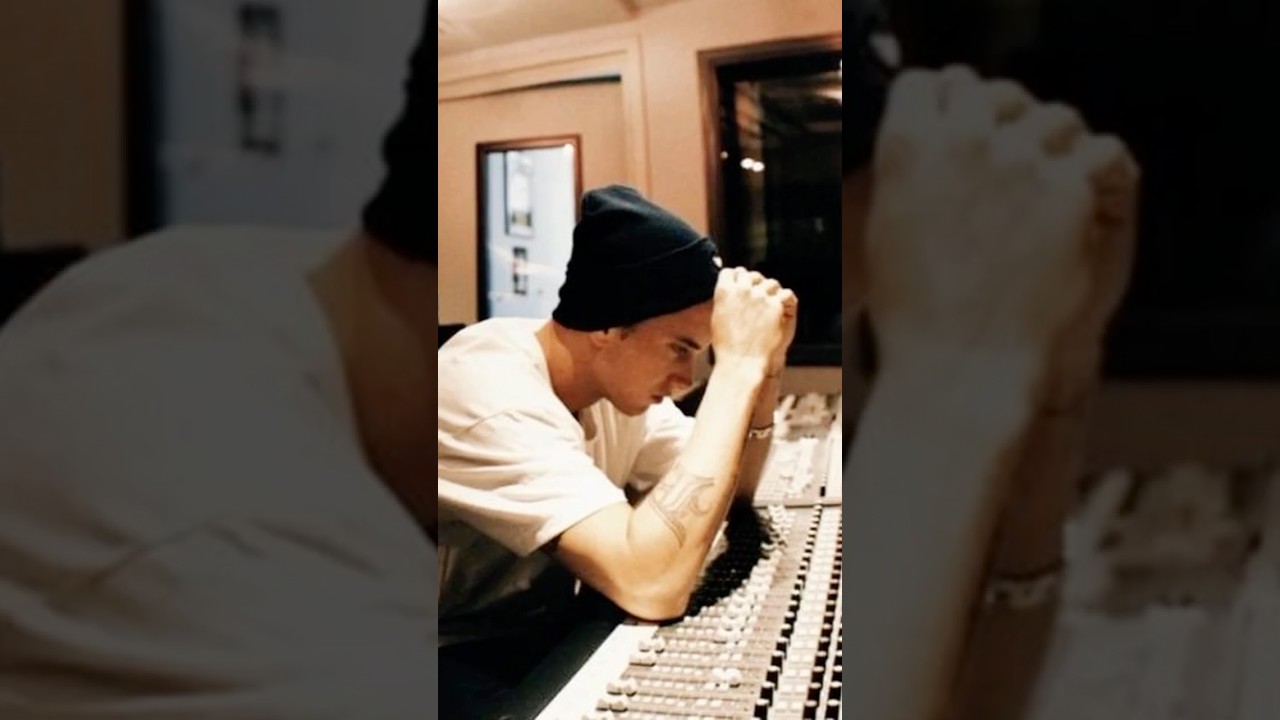 How Eminem works in the Studio