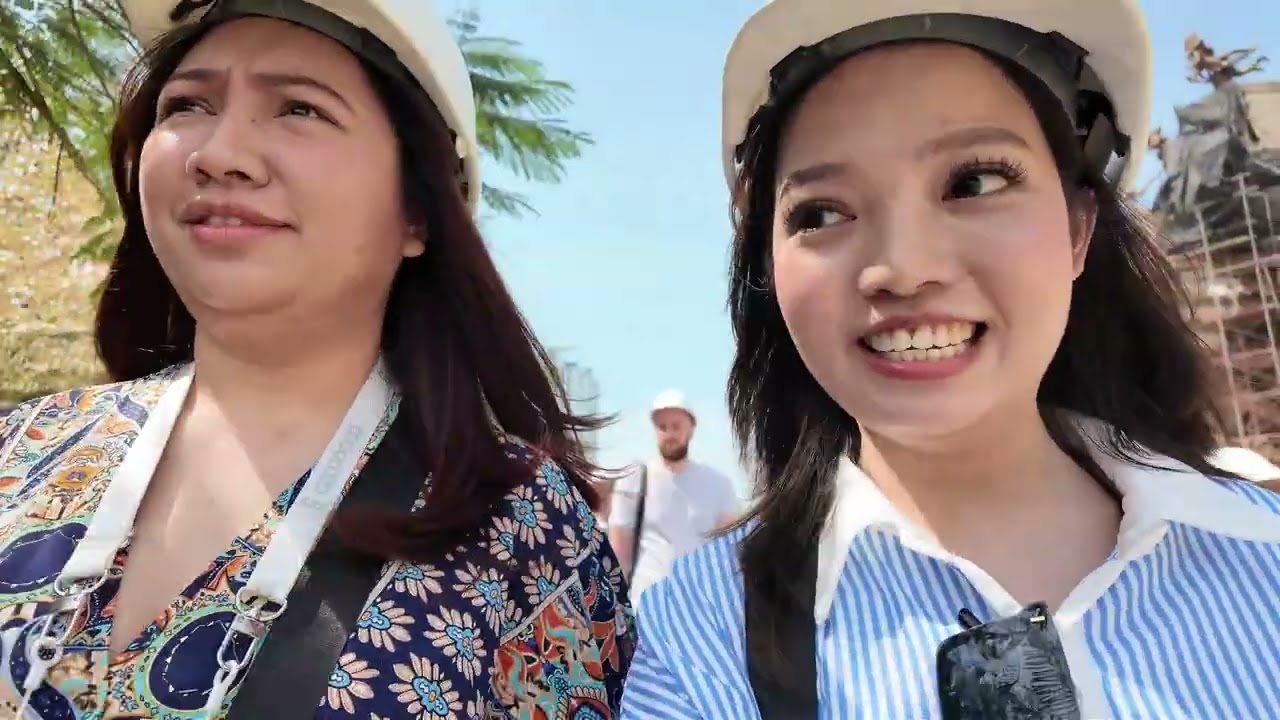 Thailand Vlog Ep  3 Sanctuary of Truth and Paboon Cafe)