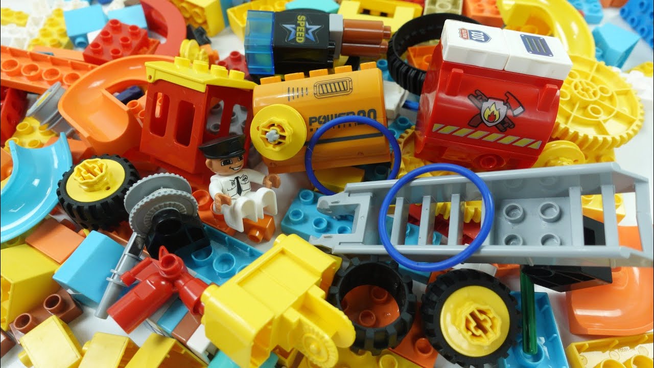 Satisfying Building Blocks ASMR Fire Truck with Movable Ladder