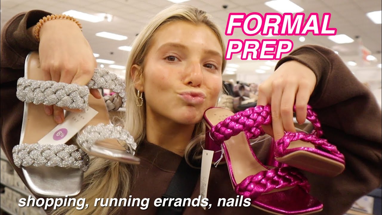 VLOGMAS 9 | Prepping for FORMAL, shopping, nails +banana bread