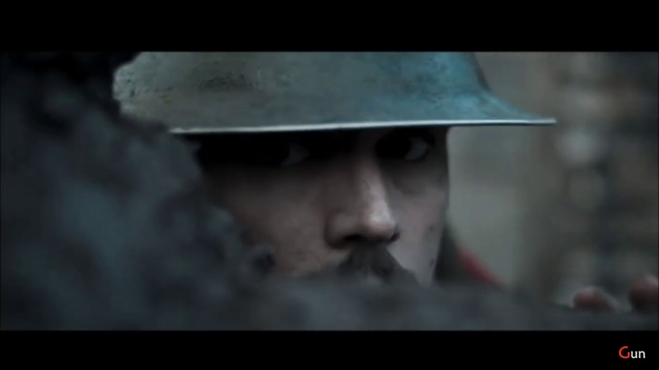 WW1 |  British squad charges into German trench