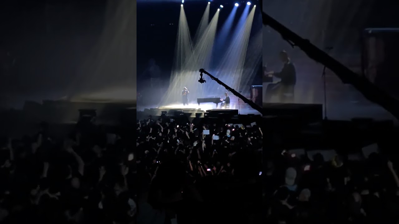 Paralyzed - @LANDMVRKS @ Zenith de Paris - La Vilette