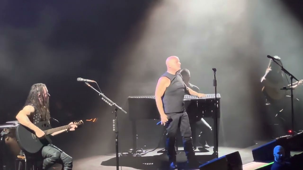 Disturbed - The Sound of Silence (cover) - Centre Vidéotron 29 Avril 2023 Québec