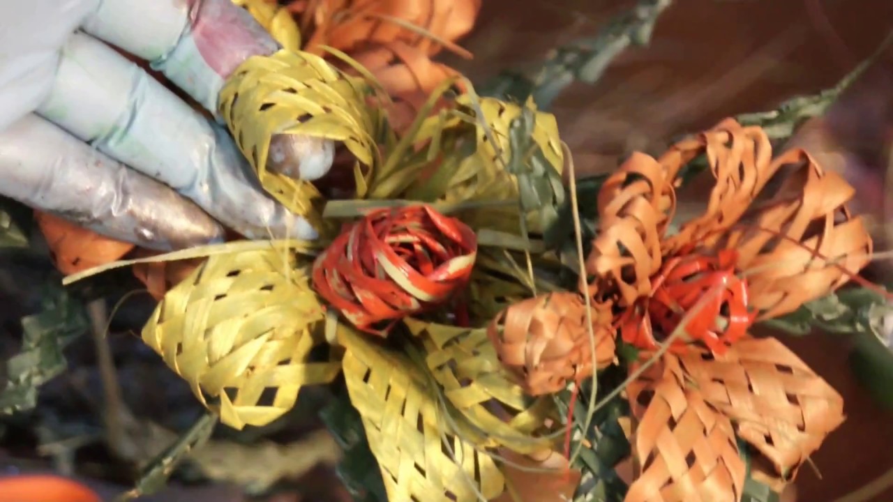 Creacion de flores del material natural