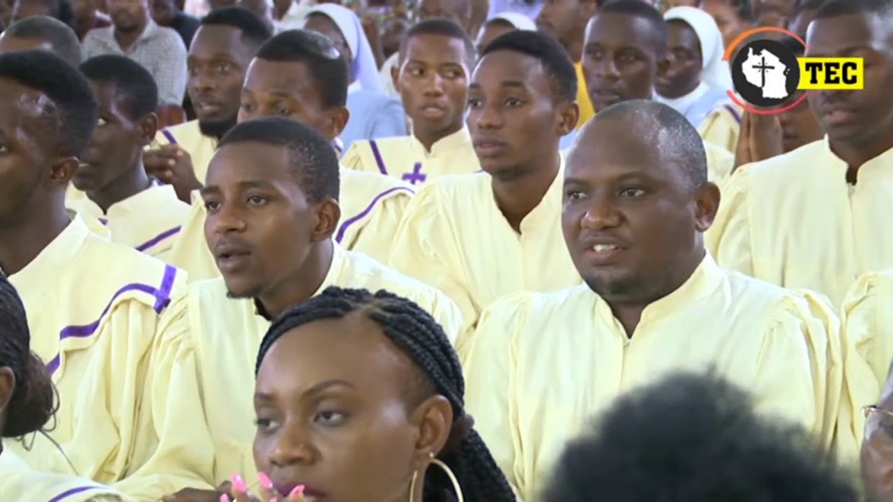 BWANA UTUHURUMIE - MISA YA FR. MALEMA - KWAYA YA SHIRIKISHO ST. JOSEPH'S CATHEDRAL DSM