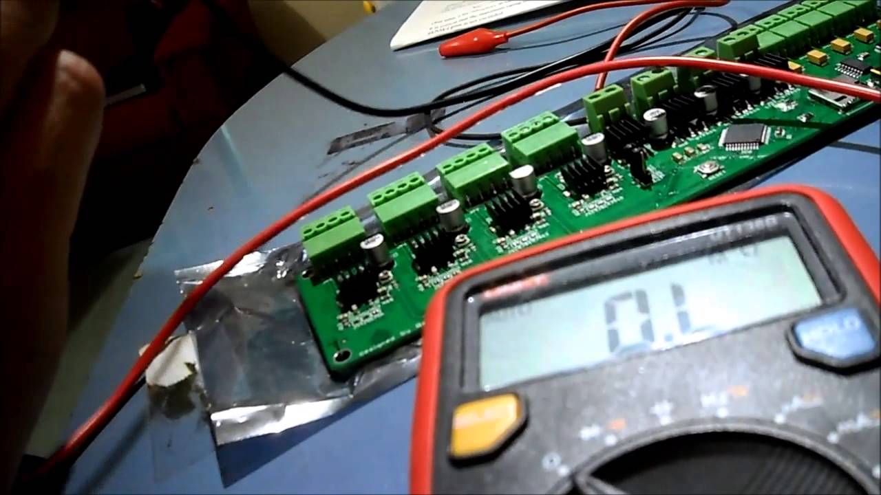 Ajuste de la corriente en los drivers Pololu A4988 en tarjeta Melzi