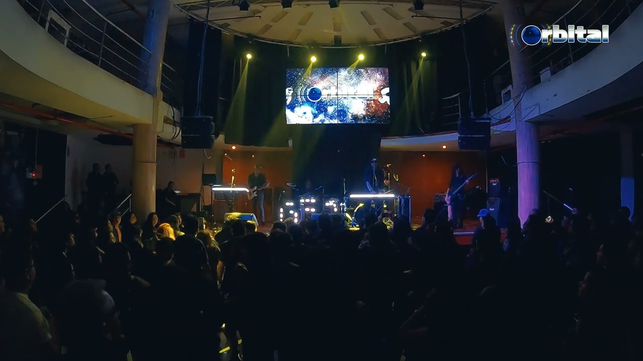 New Wave 80s Cover Mix: Don't you want me + Bizarre love triangle + Never ending story (by Orbital)