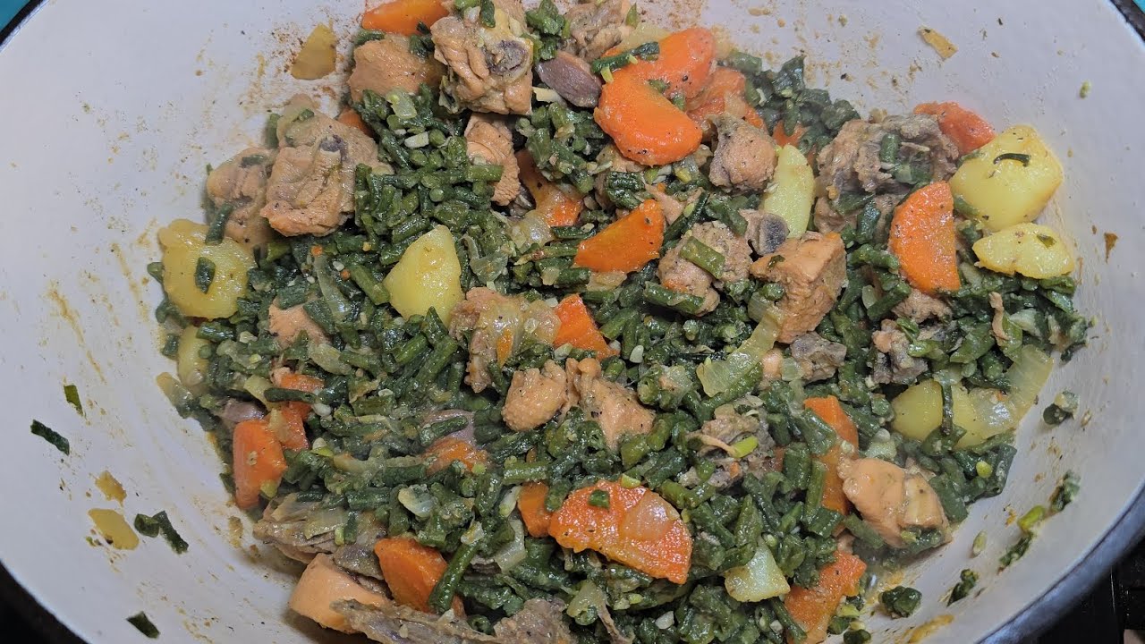 Bora with chicken carrot and potatoes 