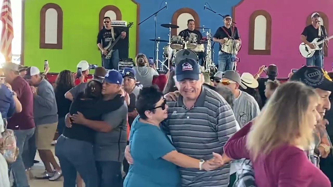 Ricky Naranjo y Los Gamblers at Traders Village San Antonio, Texas 10/15/23 🪗