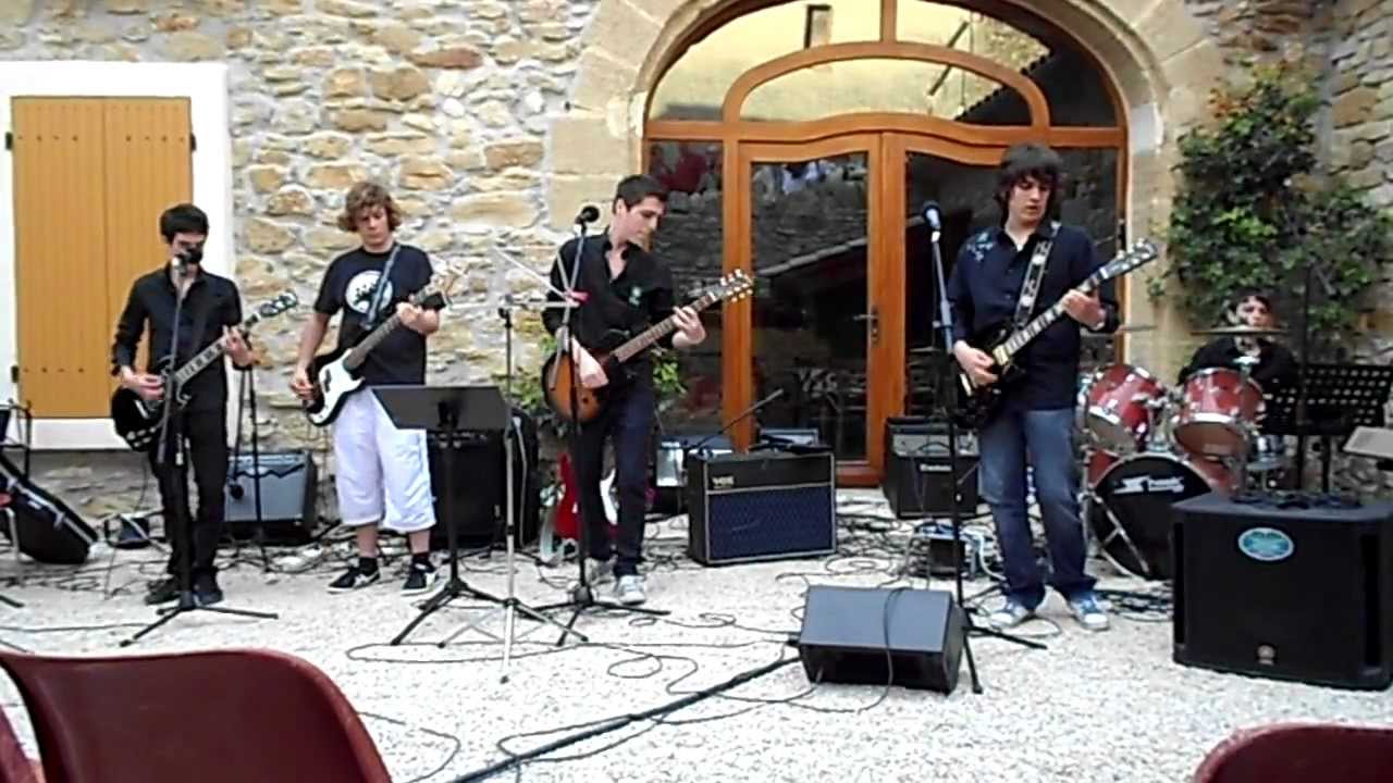 American Idiot - Green day cover by SlapsGiving