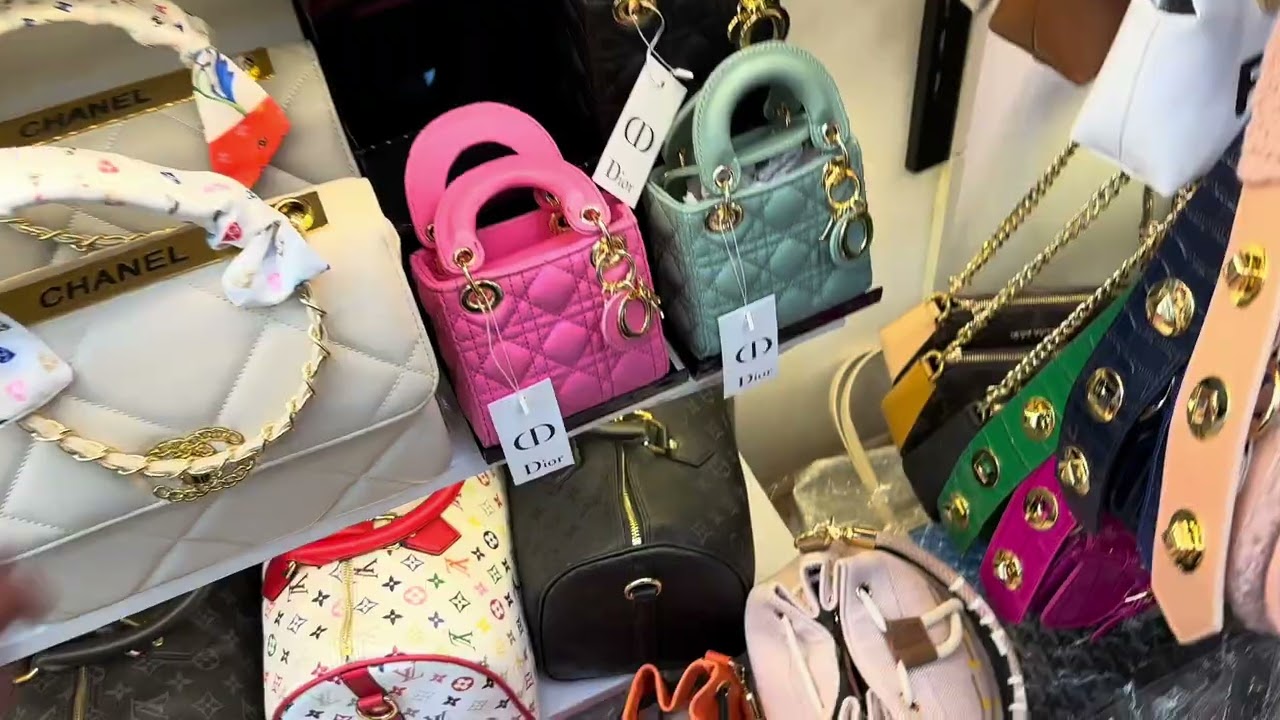 Combien coûte les sacs de luxe en Turquie 🇹🇷 …Chine ou Turquie #lv #dior #balenciaga #youtube