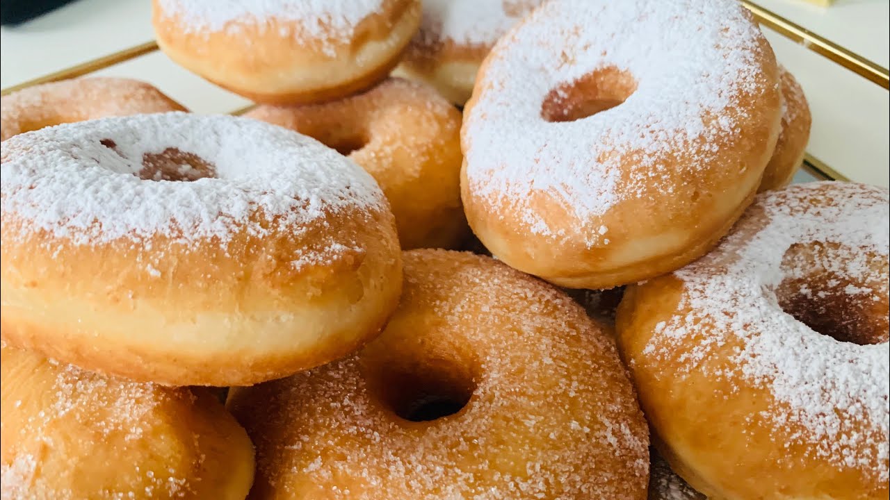 Donuts zonder ei en zonder plakkerig deeg moet zeker lukken (450gr bloem is genoeg dames niet 550!)