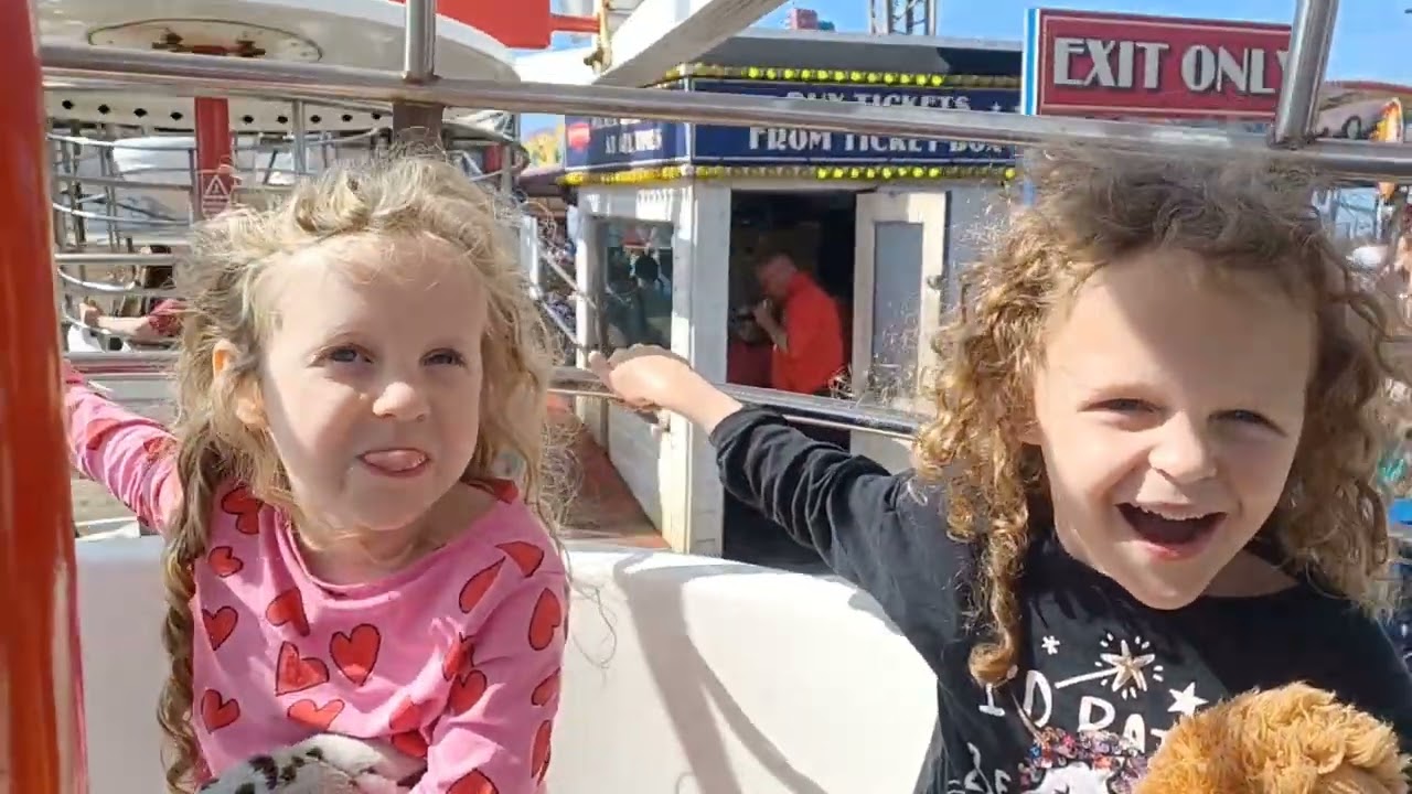 Blackpool & Chester Zoo via Coach with Caledonian Travel – Review